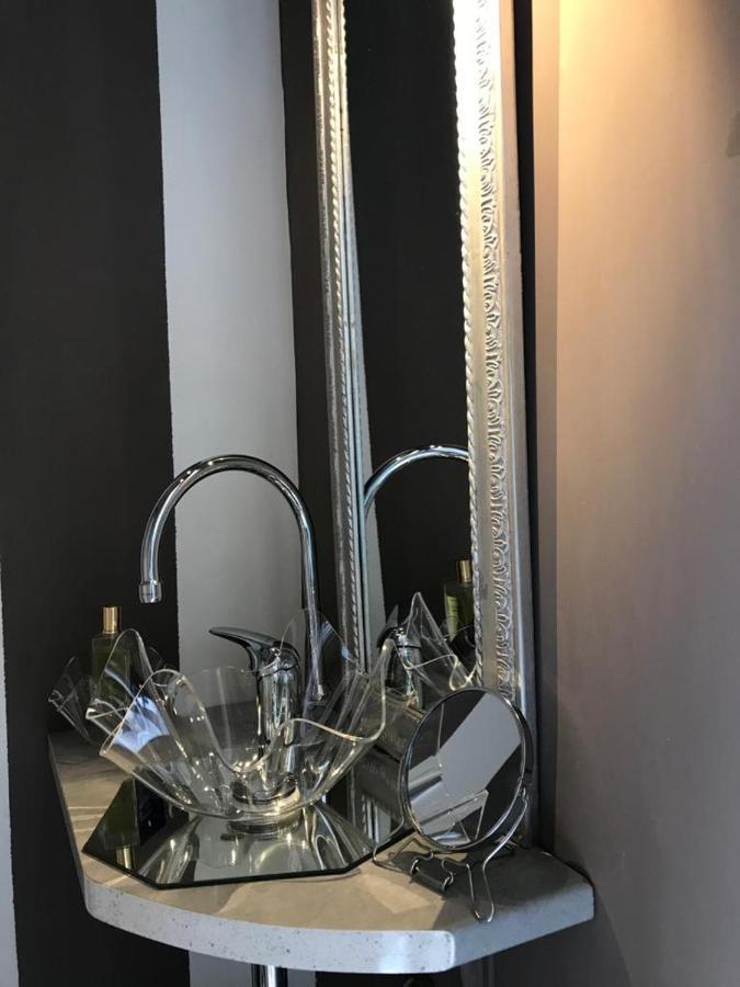 Sanctus Syrus 1 Lägenhet Albenga Exteriör bild