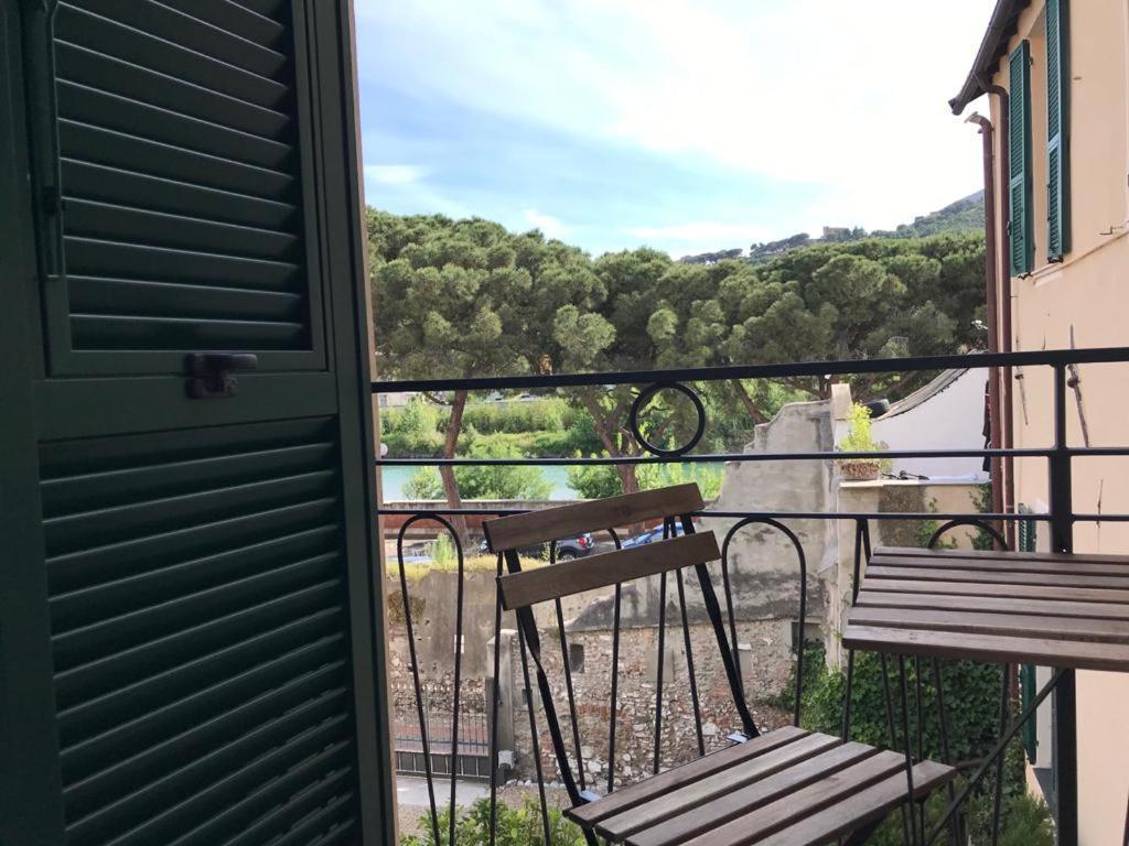 Sanctus Syrus 1 Lägenhet Albenga Exteriör bild