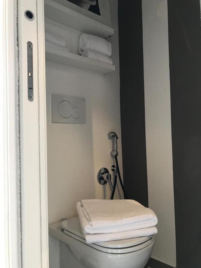 Sanctus Syrus 1 Lägenhet Albenga Exteriör bild